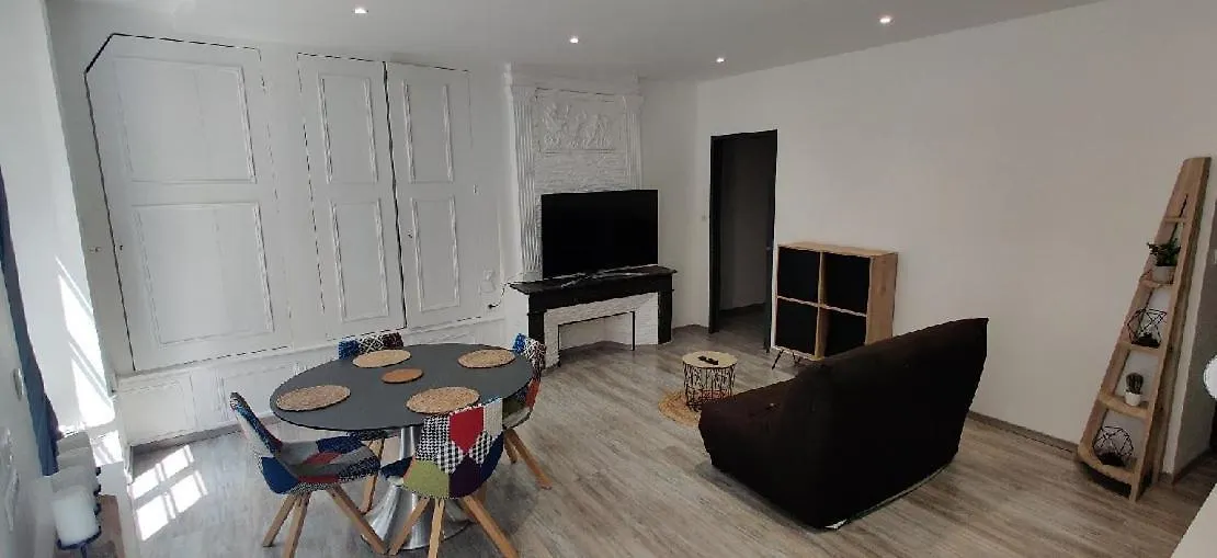 Appartement F2 dans le centre historique Le Puy-en-Velay France